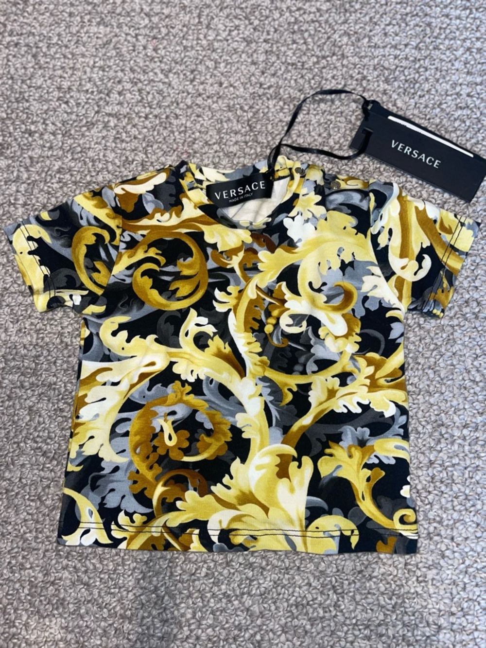 Versace Baby Baroque Print Shirt (Unisex) – 6–9 Months – Brand New with Tags